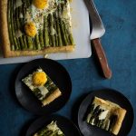This asparagus egg tart comes together quickly with only 5 ingredients, and is perfect for spring and summer gatherings!